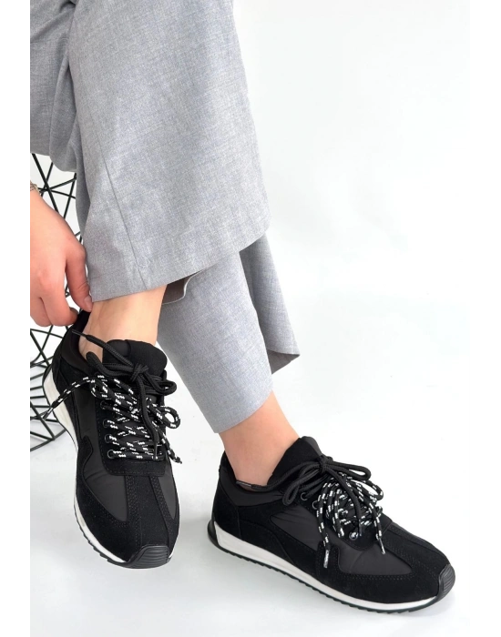 Jeat Siyah Nubuk Bağcıklı Spor Ayakkabı