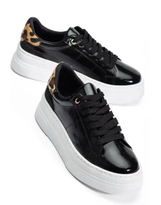 Jetan Siyah Rugan Bağcıklı Spor Ayakkabı