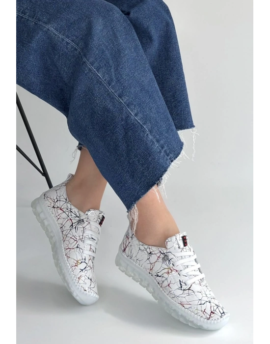 Jiten Beyaz Desenli Deri Bağcıklı Spor Ayakkabı