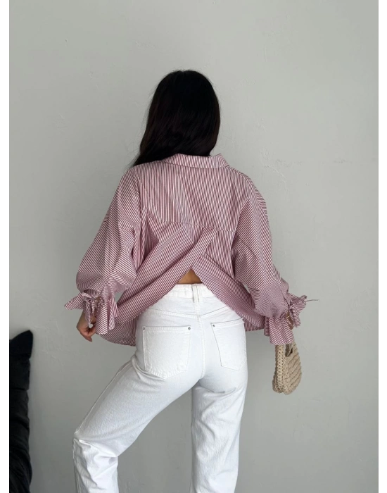 Kadın Arkası Asimetrik Yırtmaç Kesim Detaylı Cizgili Bluz Gömlek - Bordo