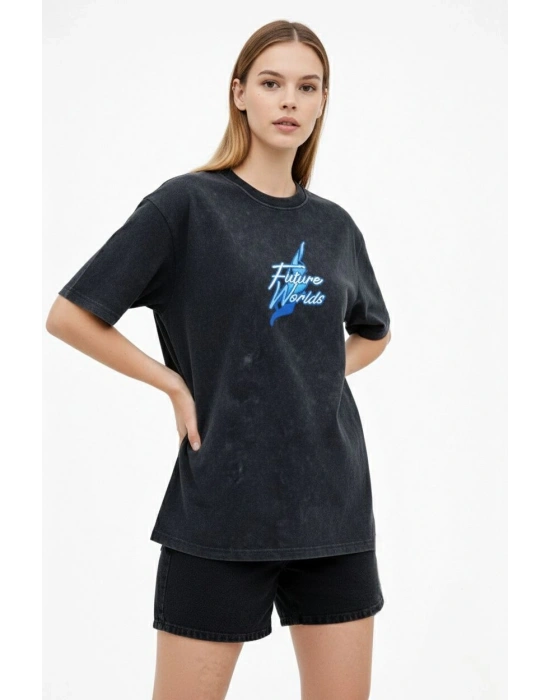 Kadın Asit Yıkamalı Oversize Tişört Future Worlds Baskılı Bisiklet Yaka Kısa Kollu Streetwear %100 Pamuk Street Style T-Shirt - Siyah