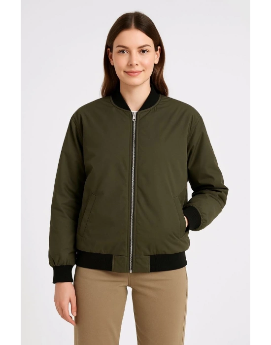 Kadın Bomber Mont Ceket – Fermuarlı, Kapitone İçi Astarlı, Su İtici Kumaş, Regular Fit, Yandan Cepli, Günlük Bahar & Kış Şık Rahat Stil - Haki