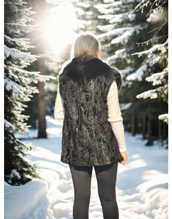 Kadın Kolsuz Hakiki Kürk - Siyah