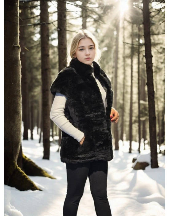 Kadın Kolsuz Hakiki Kürk - Siyah