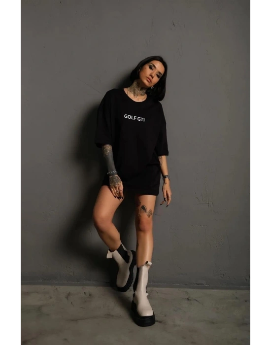 Kadın Oversize Baskılı Tişört – Golf GTI Retro Araba Desenli, Ön & Arka Dijital Baskı, Sokak Modası Stil - Siyah