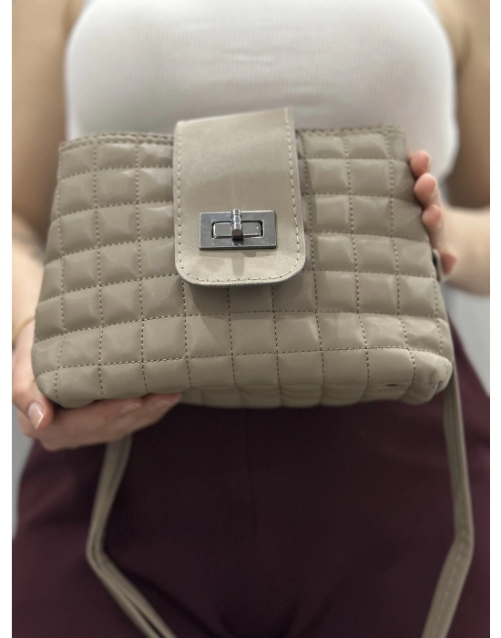 Kapaklı kapitone vizon cilt çanta