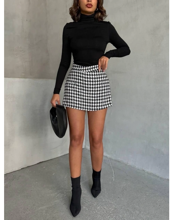 Kapaklı kaşe şort etek siyah beyaz kazayağı h261218