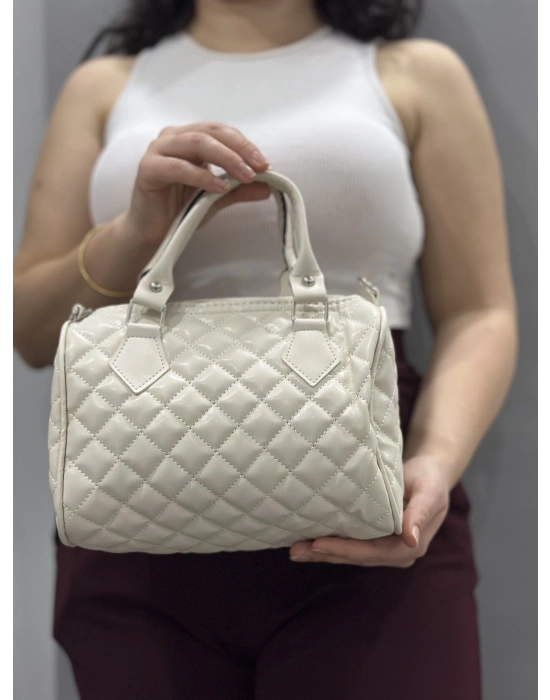 Kapaksız kapitone krem cilt çanta