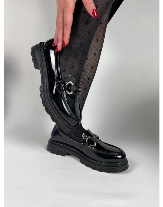 KB-ZN101 Kuback Kömür Rugan Günlük Kadın Babet