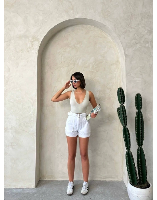 Kemer detaylı gabardin şort beyaz s25289