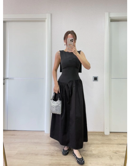 Krep Arkası Kanat Arka Ön Pens Detaylı Uzun Kadın Elbise - Siyah