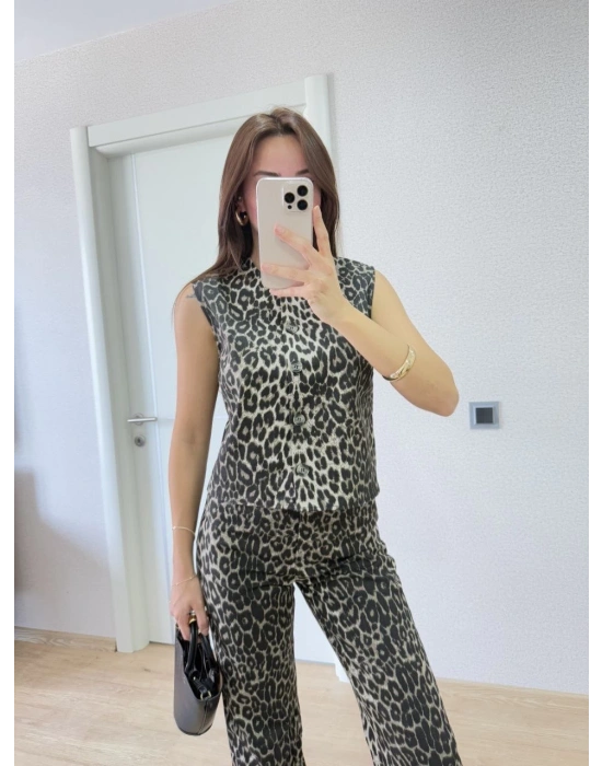 leopar desenli Düğmeli Bluzlu Pantolon İkili Takım -Leopar