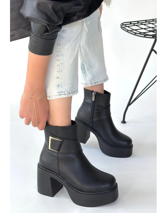 Lonji Siyah Cilt Topuklu Bot
