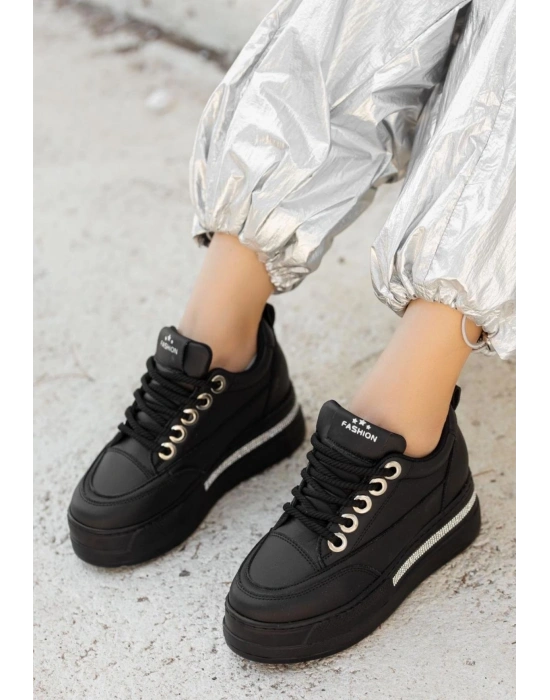 Lulu Siyah Cilt Bağcıklı Spor Ayakkabı