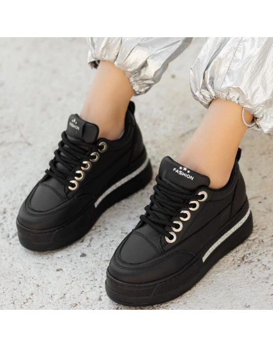 Lulu Siyah Cilt Bağcıklı Spor Ayakkabı