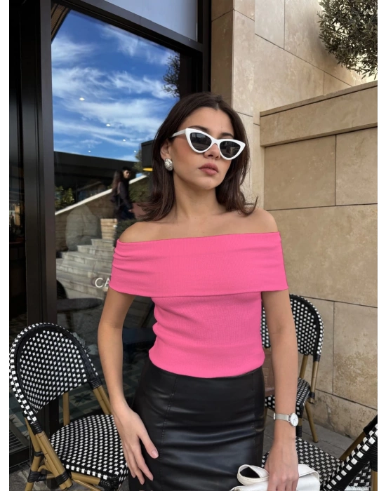 Madonna yaka sıfır kol bluz pembe