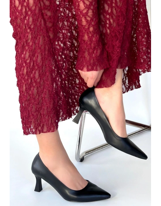 Mırta Siyah Cilt Topuklu Ayakkabı