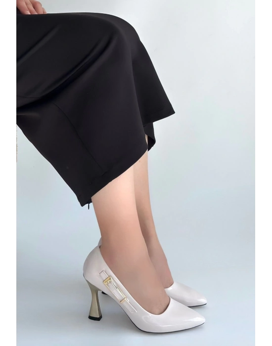 Motya Bej Rugan Topuklu Ayakkabı