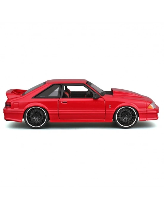 NessiWorld 32549 1:24 1993 Ford Mustang SVT Cbr Model Araba -Necotoys