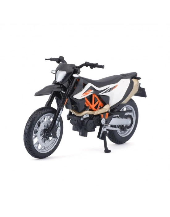 NessiWorld 34007 1 18 MOTORSİKLETLER