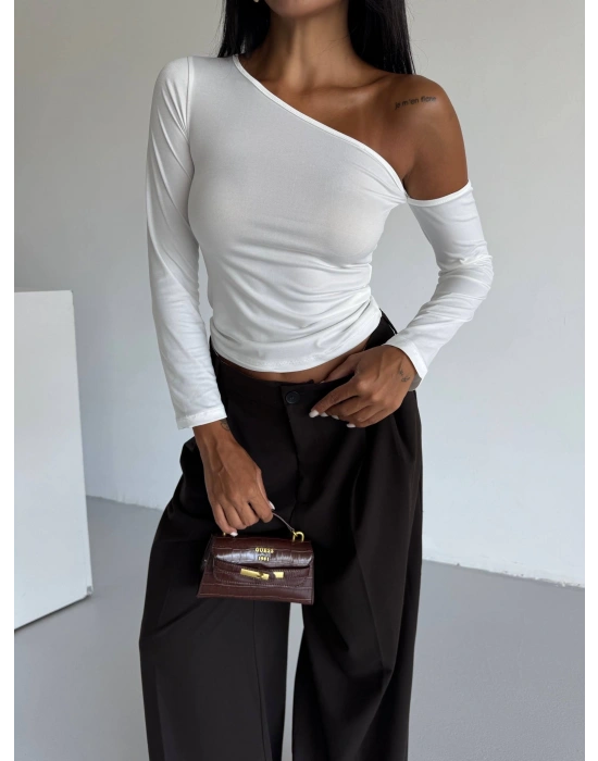 Omuz detaylı kollu bluz beyaz f2336