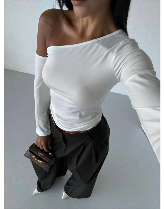 Omuz detaylı kollu bluz beyaz f2336