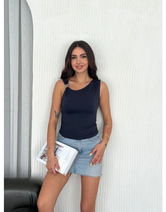 Osy Modal Yumuşak Dokulu Kumaş Bisiklet Yaka Kadın Sıfır Kol Bluz Omuz Toka Aksesuar Detaylı - Lacivert