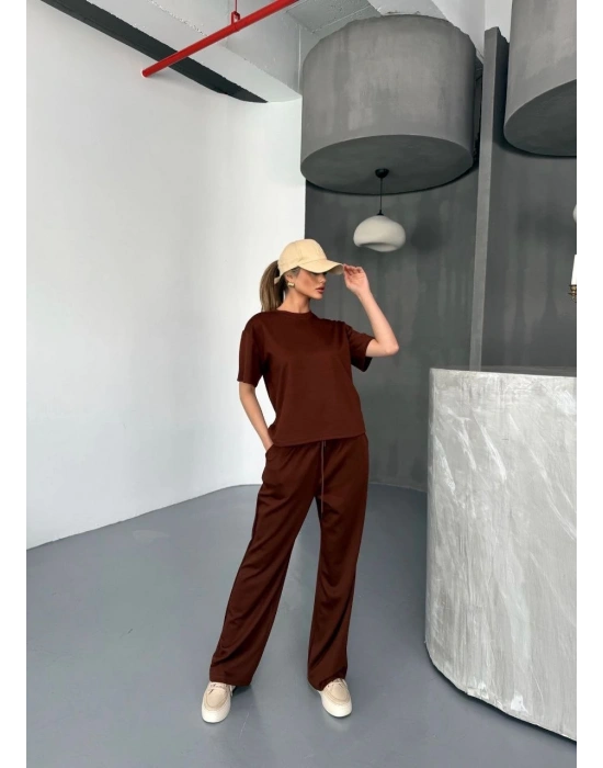 Osy Modal Yumuşak Dokulu Kumaş Kısa Kollu Bluz Rahat Pantalon ikili Takım- Kahverengi