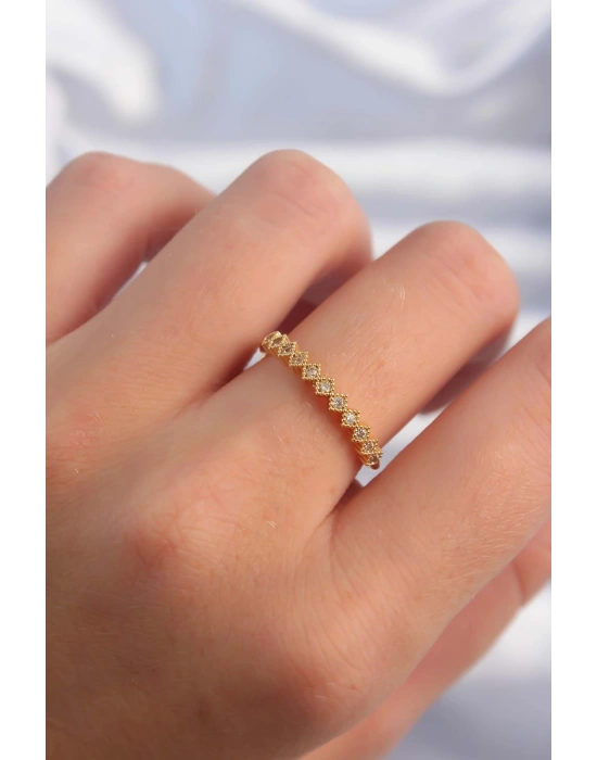 Pirinç Altın Renk Minimal Sıralı Zirkon Taşlı Ayarlanabilir Yüzük