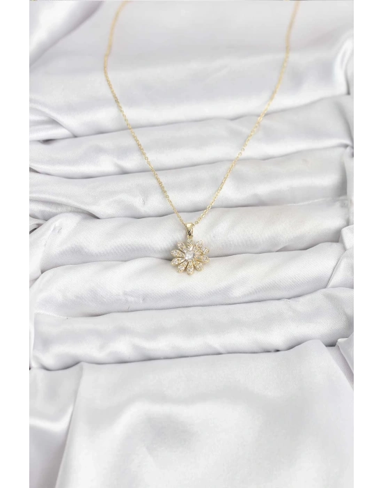 Pirinç Gold Renk Çiçek Model Kadın Kolye