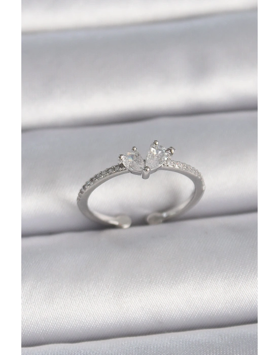 Pirinç Gümüş Renk Ayaralanabilir Zirkon Taşlı Kalp Model Kadın Yüzük