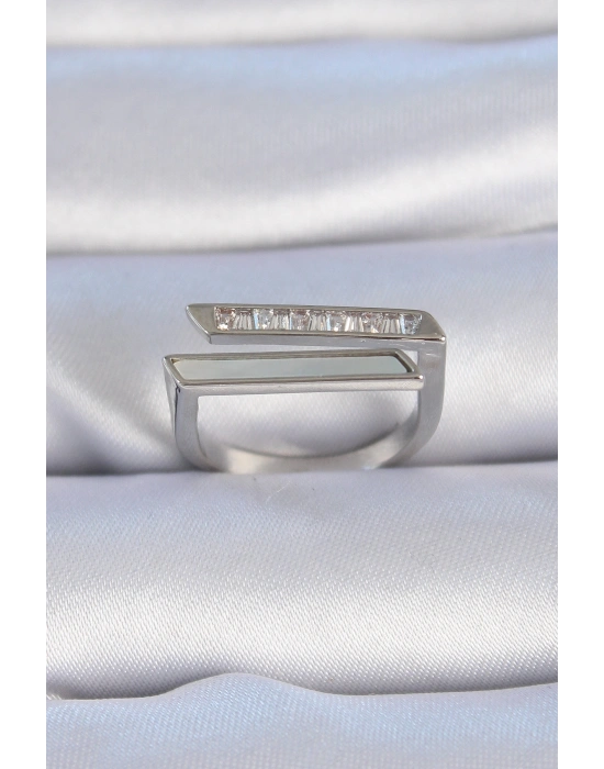 Pirinç Gümüş Renk Zirkon Taşlı Beyaz Sedef Detay Kadın Yüzük