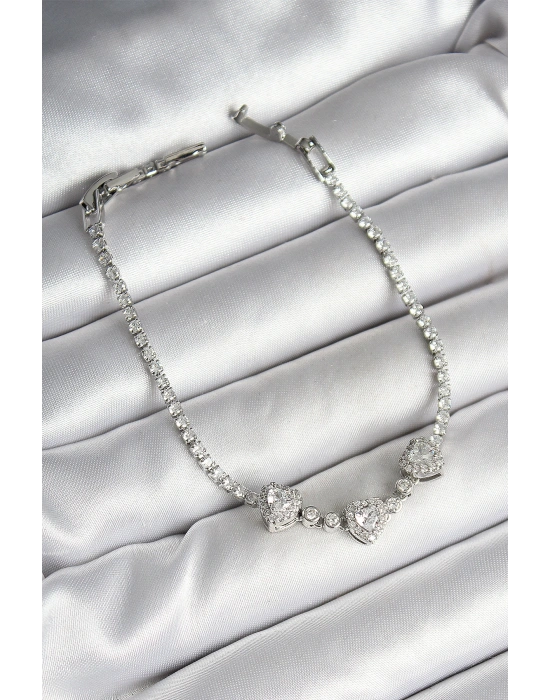 Pirinç Sıralı Kalp Figürlü Zirkon Taşlı Gümüş Renk Kadın Bileklik