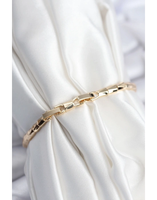 Pirinç VIP Seri Gold Renk Zirkon Taşlı Yıldız Model Kadın Bileklik