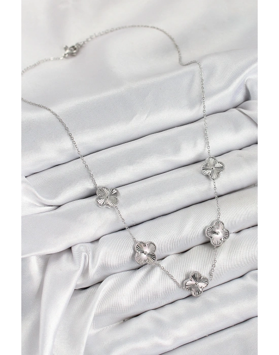 Pirinç VIP Yonca Model Gümüş Renk Kadın Kolye