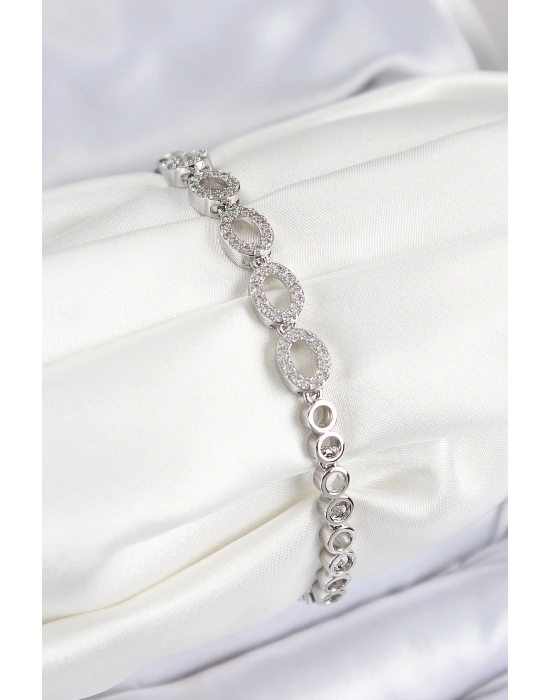 Pirinç Zirkon Taşlı Oval Model Gümüş Renk Kadın Bileklik