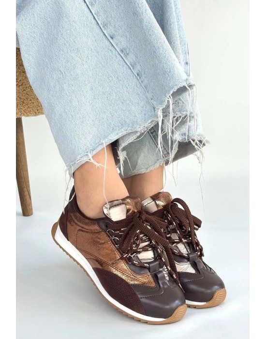 Reat Kahverengi Cilt Bağcıklı  Paraşüt Detaylı Spor Ayakkabı