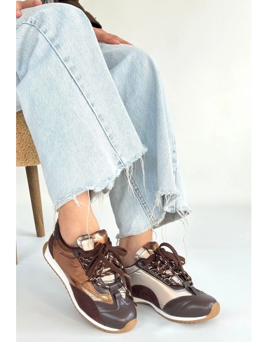 Reat Kahverengi Cilt Bağcıklı  Paraşüt Detaylı Spor Ayakkabı