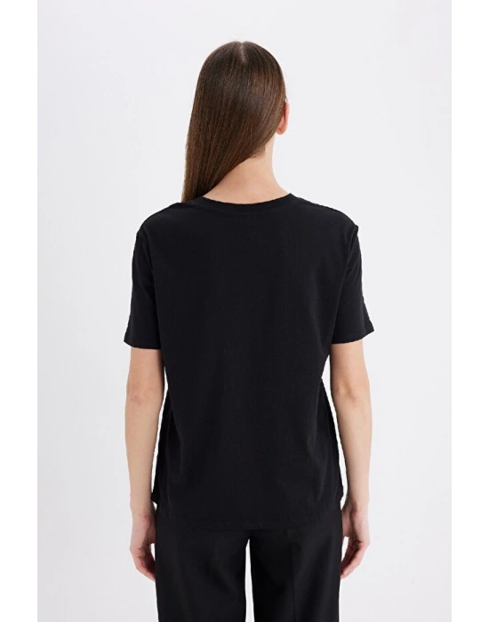 Regular Fit Bisiklet Yaka Basic Düz Penye Kısa Kollu Siyah Tişört