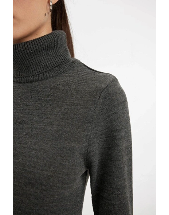 Regular Fit Yumuşak Dokulu Balıkçı Yaka Basic Düz Triko Kazak