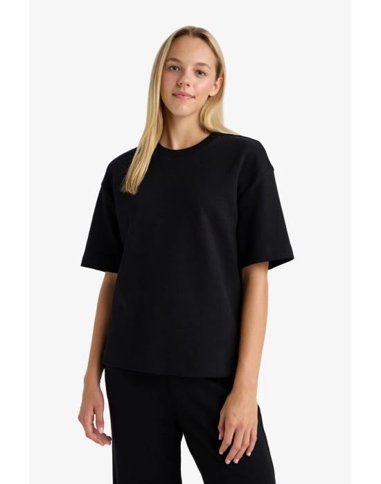Relax Fit Bisiklet Yaka Basic Düz Kısa Kollu Siyah Tişört