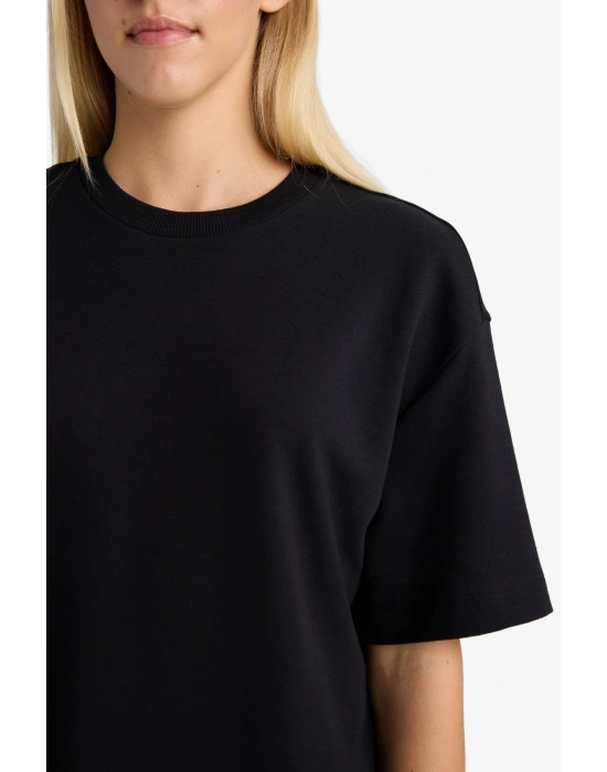 Relax Fit Bisiklet Yaka Basic Düz Kısa Kollu Siyah Tişört
