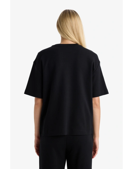 Relax Fit Bisiklet Yaka Basic Düz Kısa Kollu Siyah Tişört