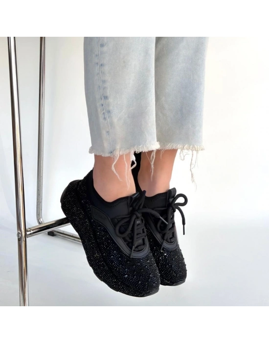 Rimay Siyah Cilt Boncuk İşlemeli Spor Ayakkabı