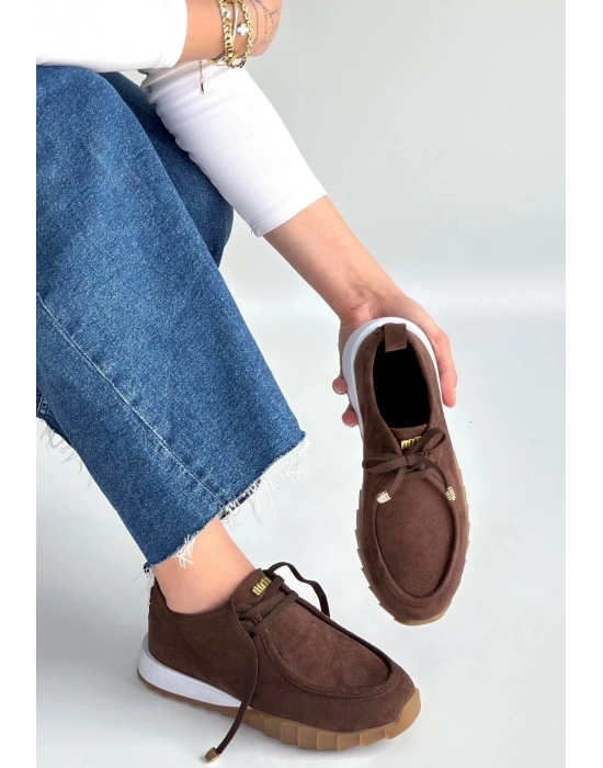 Sier Kahverengi Süet Bağcıklı Spor Ayakkabı