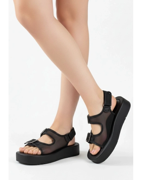 Sinna Siyah Cilt Tül Detaylı Sandalet