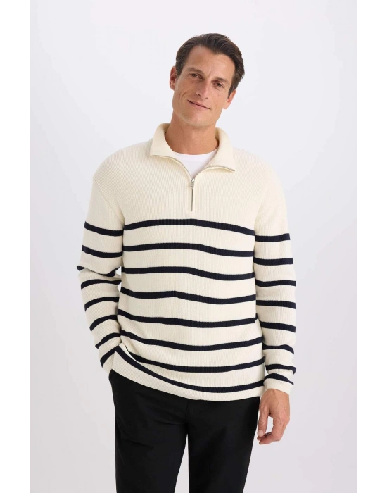 Standart Fit Balıkçı Yaka Selanik Kumaş Kazak B9717AX24AU