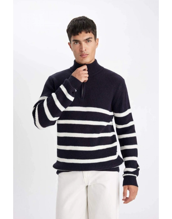 Standart Fit Dik Yaka Yarım Fermuarlı Çizgili Triko Kazak D3274AX24WN