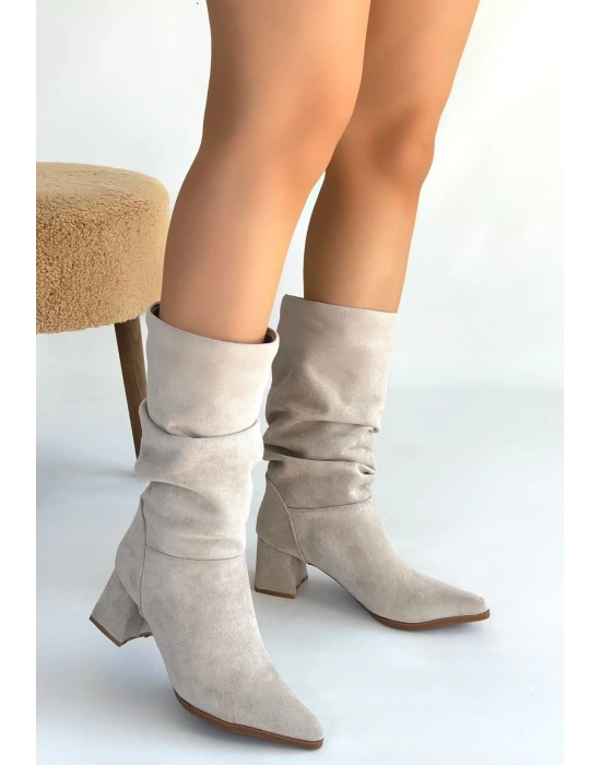 Titen Bej Süet Körüklü Topuklu Çizme