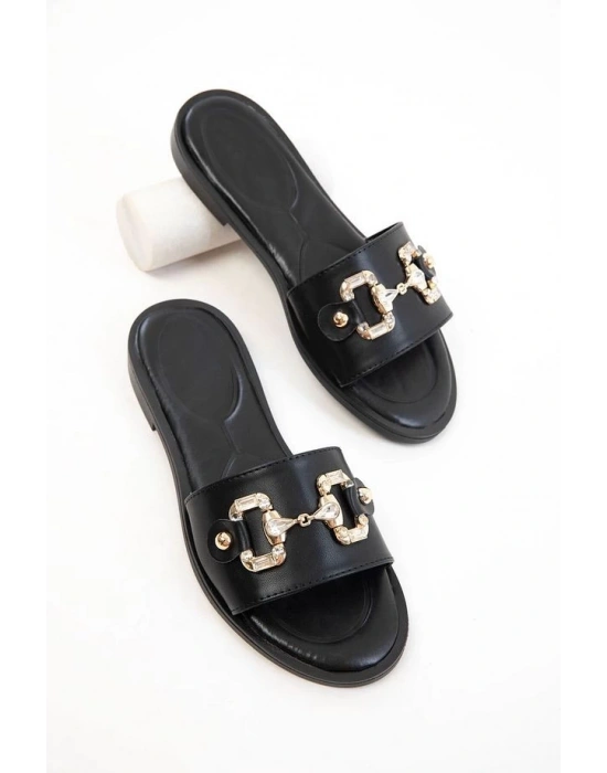 Toha Siyah Cilt Tokalı Terlik